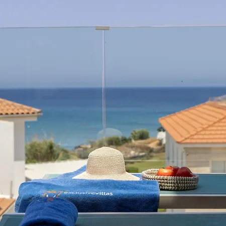 Pelagos 6 Paralimni