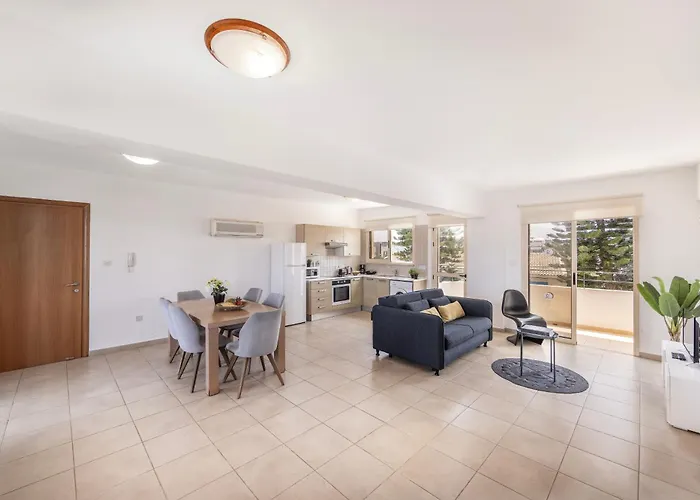 Apartment Pelagos 6 *